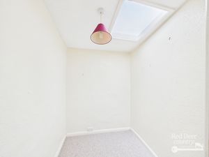 Office/Cot Room- click for photo gallery